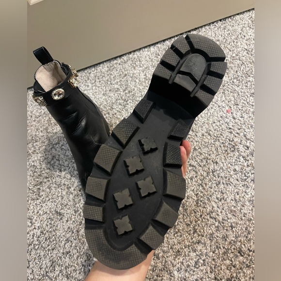 Steve Madden ankle booties - Picture 4 of 5